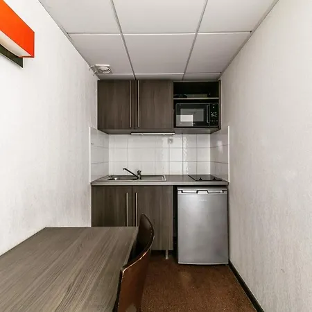 Privatif Dans Résidence Gare Apartamento Nîmes